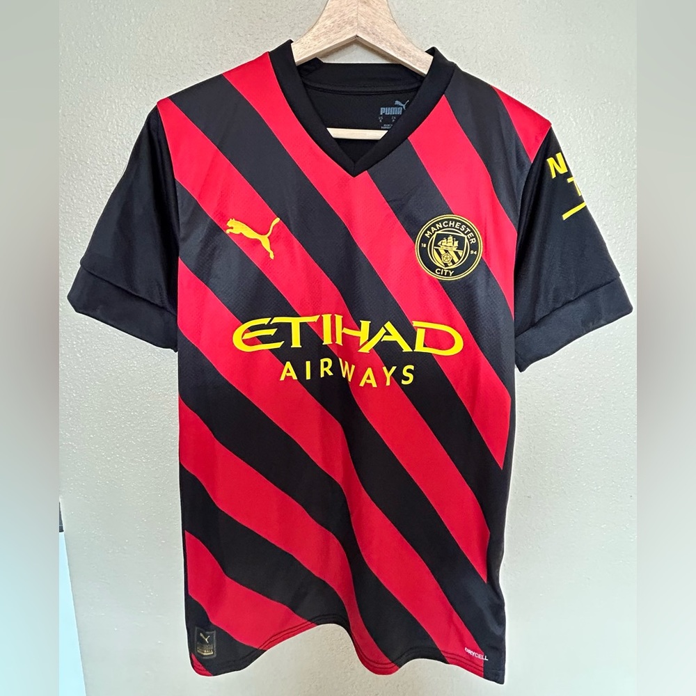 Manchester City Replica Away Jersey - Fernando #17 - Small - NWT
